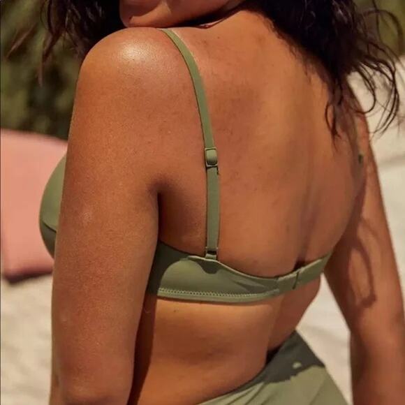 NWT Aerie Scoop Bikini Top Swim Olive Green Size XL Vacation Pool Beach Resort - Picture 2 of 5